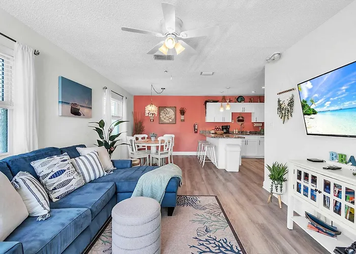 Across From With 2 Hot Tubs - Sleeps 10 *