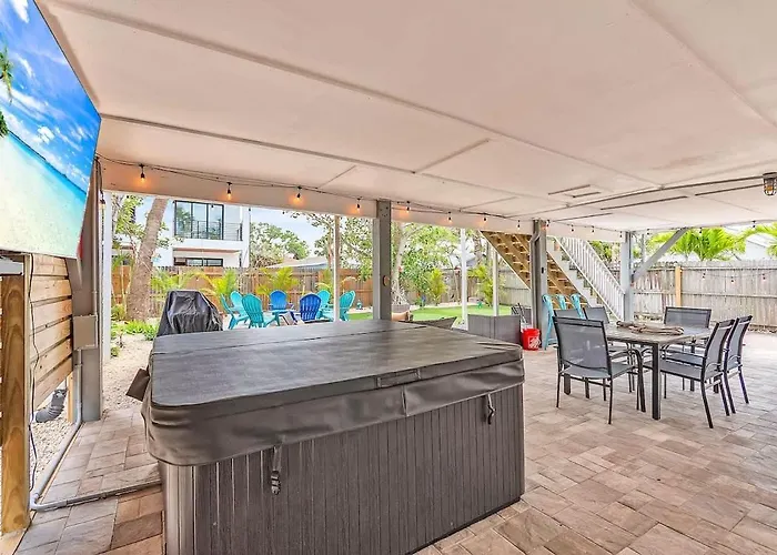 Across From With 2 Hot Tubs - Sleeps 10 Сasa de vacaciones